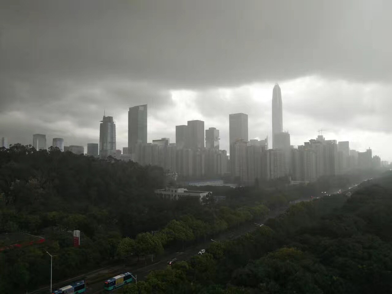 深圳最新降雨情況更新