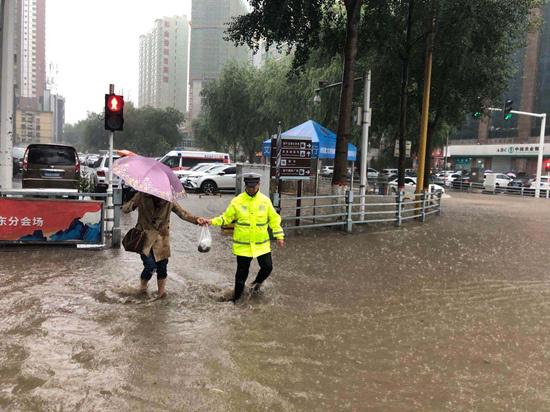 西寧暴雨實時更新，洗禮與影響全面解析